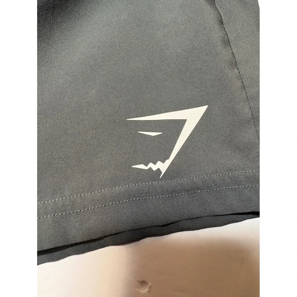 Gymshark Arrival Shorts Mens Medium Grey Athletic Gym Training Pockets A2A1L